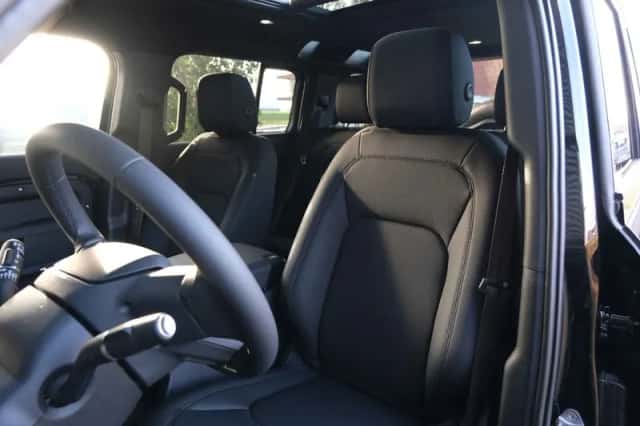 Land Rover Defender (2025) thumbnail 20