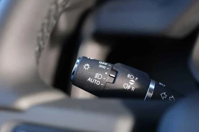 Land Rover Defender (2025) thumbnail 36