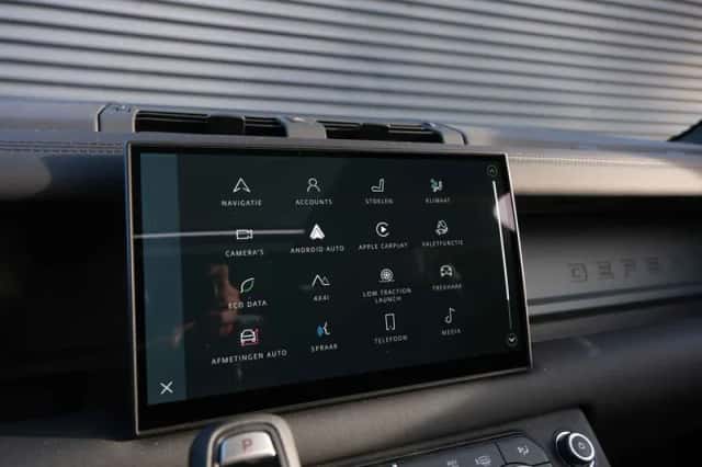 Land Rover Defender (2025) thumbnail 43