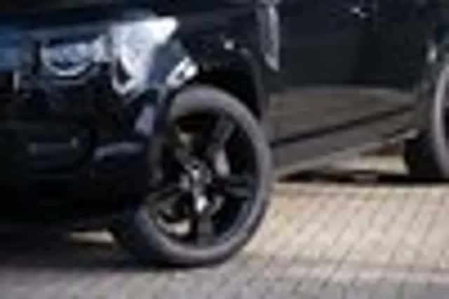 Land Rover Defender (2022) thumbnail 45