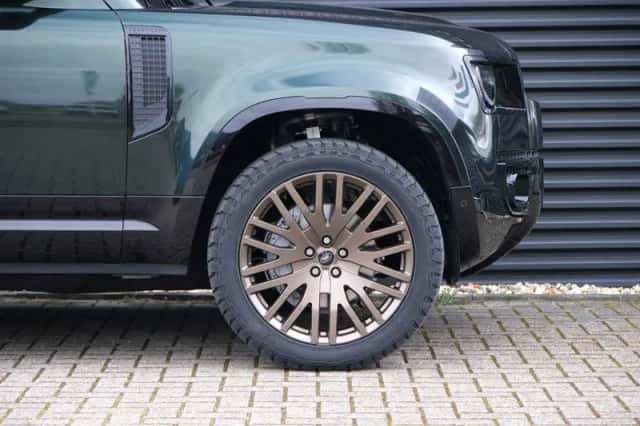 Land Rover Defender (2026) thumbnail 11