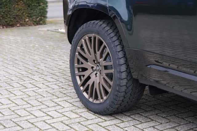 Land Rover Defender (2026) thumbnail 12