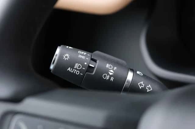 Land Rover Defender (2026) thumbnail 39