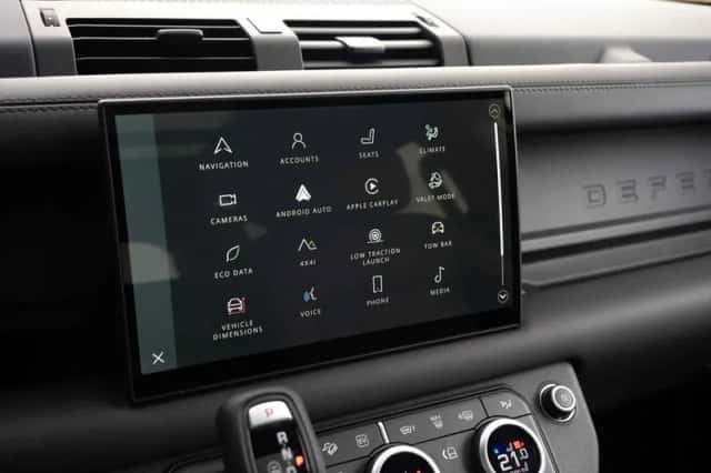 Land Rover Defender (2026) thumbnail 25