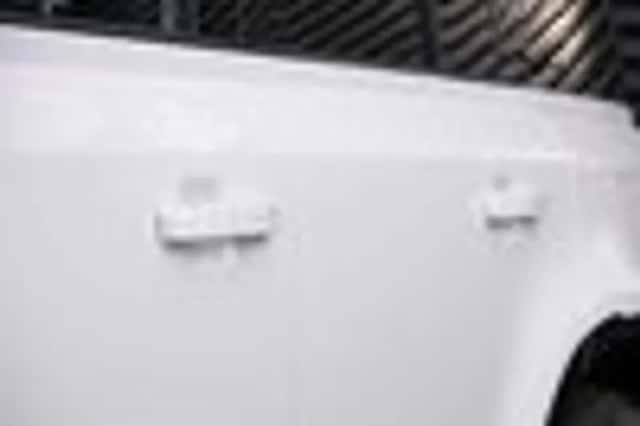 Land Rover Defender (2026) thumbnail 30