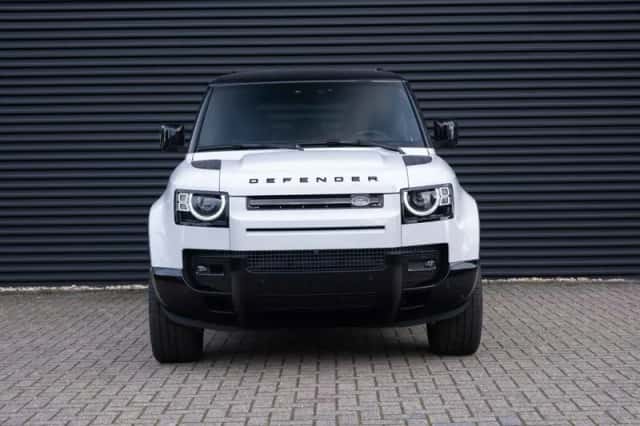 Land Rover Defender (2026) thumbnail 5
