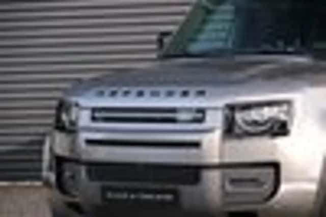 Land Rover Defender (2022) thumbnail 53