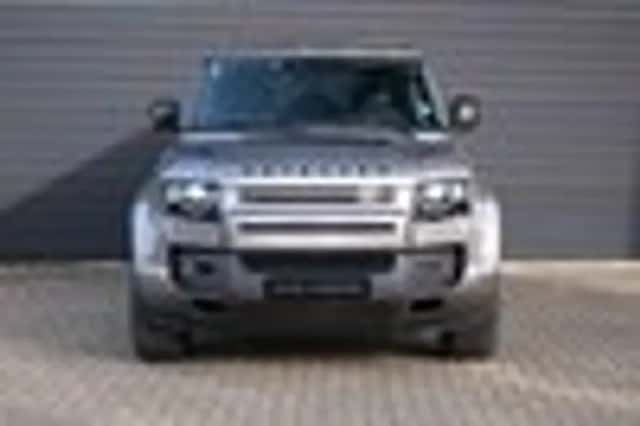 Land Rover Defender (2022) thumbnail 58