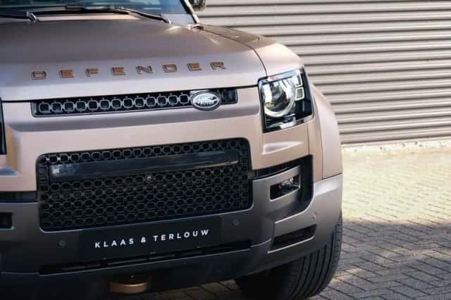 Land Rover Defender (2025) thumbnail 13