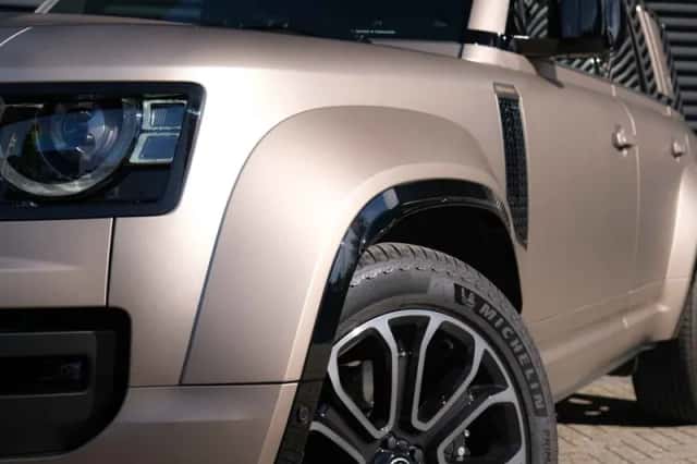 Land Rover Defender (2025) thumbnail 19