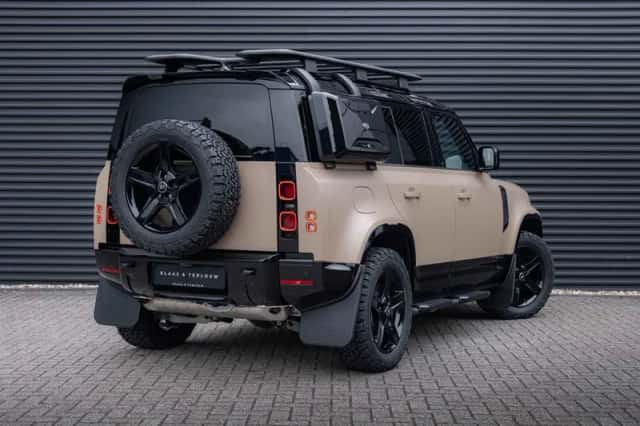 Land Rover Defender (2025) thumbnail 13