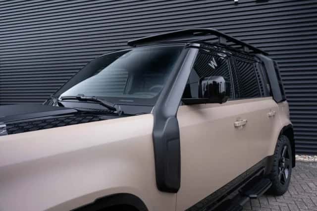 Land Rover Defender (2025) thumbnail 15