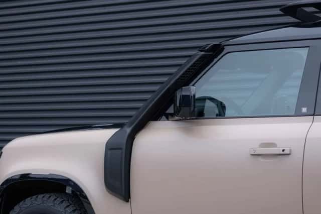 Land Rover Defender (2025) thumbnail 16