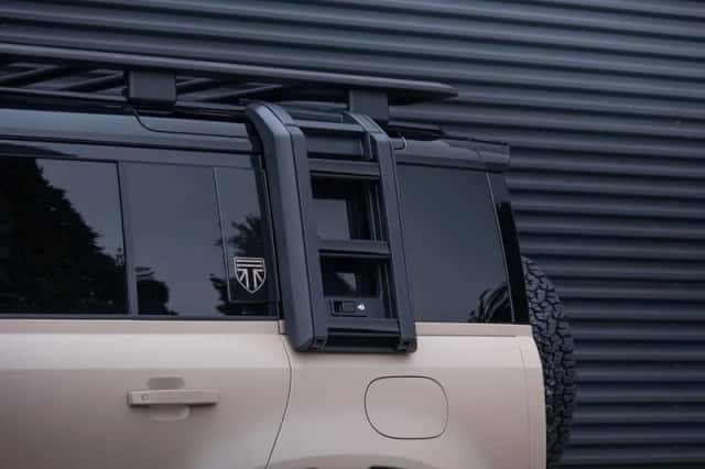 Land Rover Defender (2025) thumbnail 17
