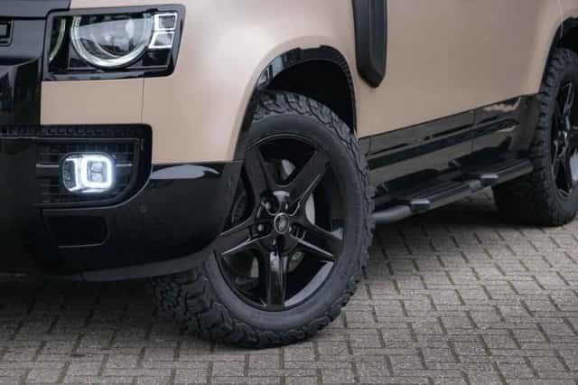 Land Rover Defender (2025) thumbnail 34