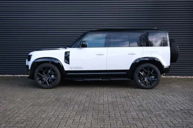 Land Rover Defender (2025) thumbnail 13