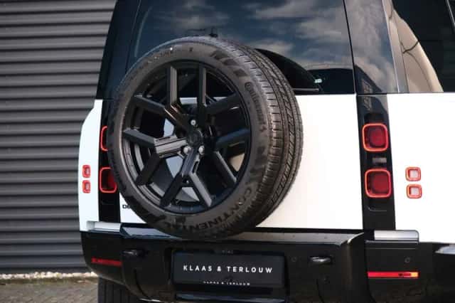 Land Rover Defender (2025) thumbnail 21