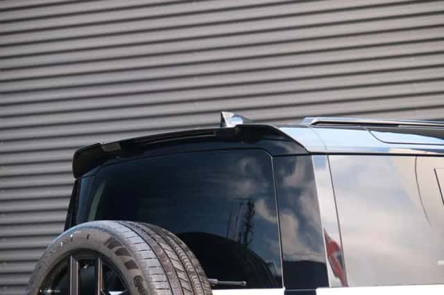 Land Rover Defender (2025) thumbnail 22