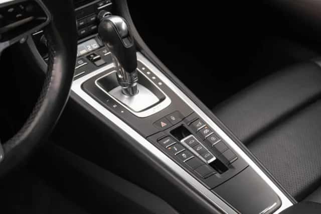 Porsche 911 (2016) thumbnail 14
