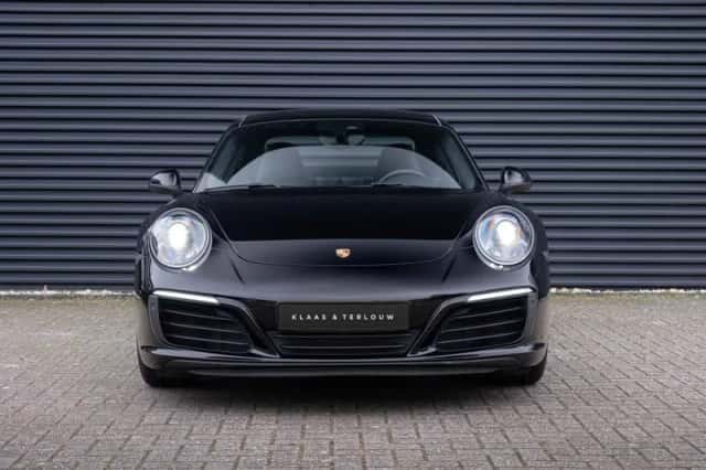Porsche 911 (2016) thumbnail 6