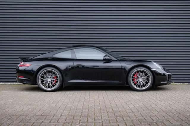 Porsche 911 (2016) thumbnail 7