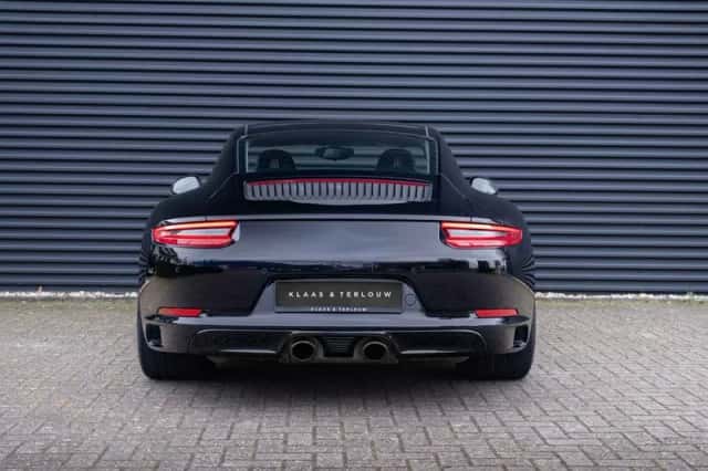 Porsche 911 (2016) thumbnail 8