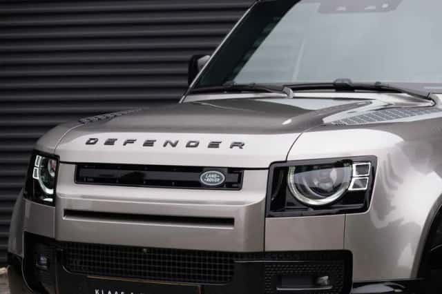 Land Rover Defender (2024) thumbnail 18