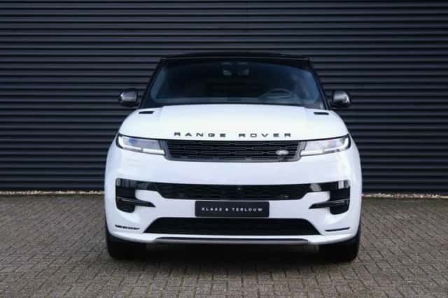 Land Rover Range Rover Sport (2024) thumbnail 2