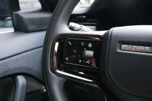 Land Rover Range Rover Sport (2024) thumbnail 13