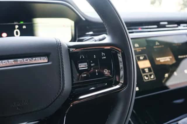Land Rover Range Rover Sport (2024) thumbnail 14