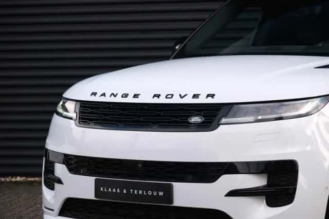 Land Rover Range Rover Sport (2024) thumbnail 3