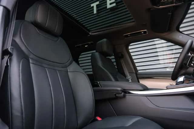 Land Rover Range Rover Sport (2024) thumbnail 22