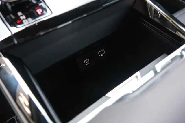 Land Rover Range Rover Sport (2024) thumbnail 23