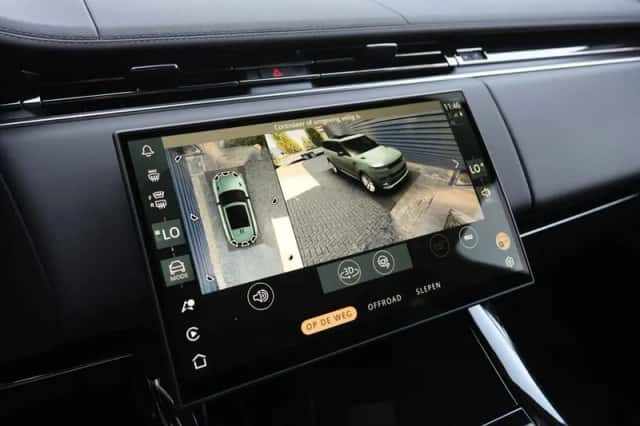 Land Rover Range Rover Sport (2024) thumbnail 28