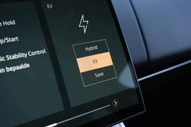 Land Rover Range Rover Sport (2024) thumbnail 37