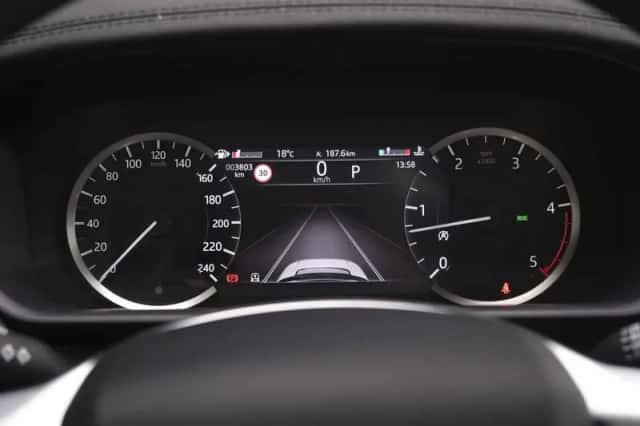 Land Rover Discovery (2023) thumbnail 22