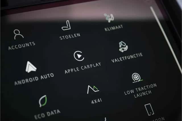 Land Rover Discovery (2023) thumbnail 29