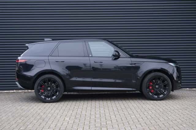 Land Rover Range Rover Sport (2024) thumbnail 2