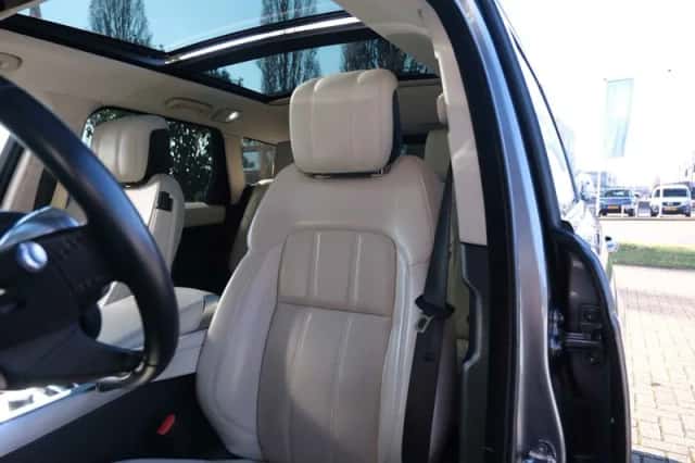 Land Rover Range Rover Sport (2021) thumbnail 15