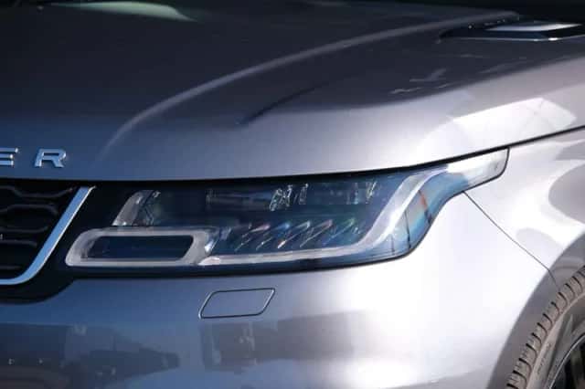 Land Rover Range Rover Sport (2021) thumbnail 3