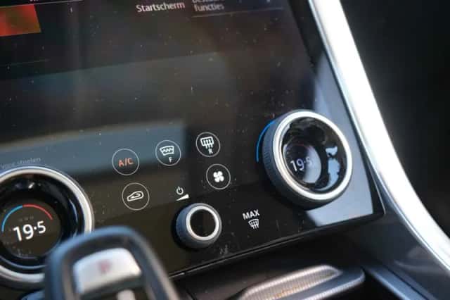 Land Rover Range Rover Sport (2021) thumbnail 40