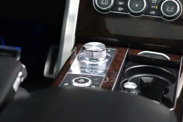 Land Rover Range Rover (2016) thumbnail 57