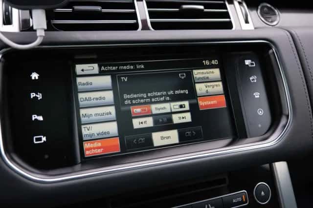 Land Rover Range Rover (2016) thumbnail 72