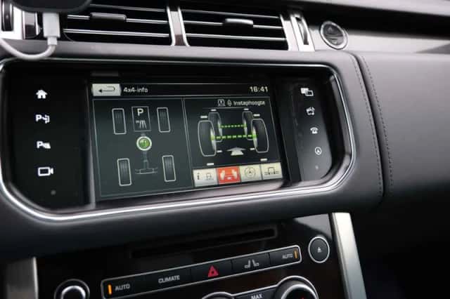 Land Rover Range Rover (2016) thumbnail 75