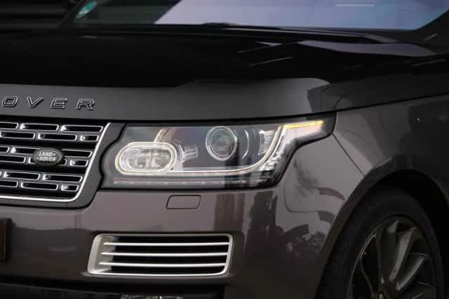Land Rover Range Rover (2016) thumbnail 9