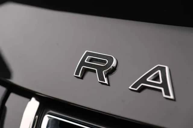 Land Rover Range Rover (2016) thumbnail 10