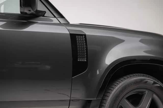 Land Rover Defender (2026) thumbnail 25
