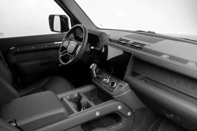 Land Rover Defender (2026) thumbnail 27