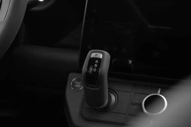 Land Rover Defender (2026) thumbnail 31