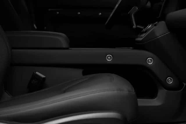 Land Rover Defender (2026) thumbnail 39